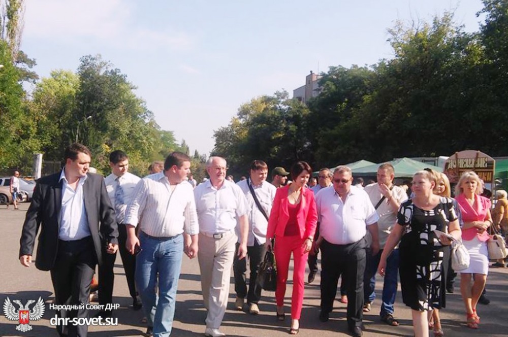 289-08-15_yarmarka_001