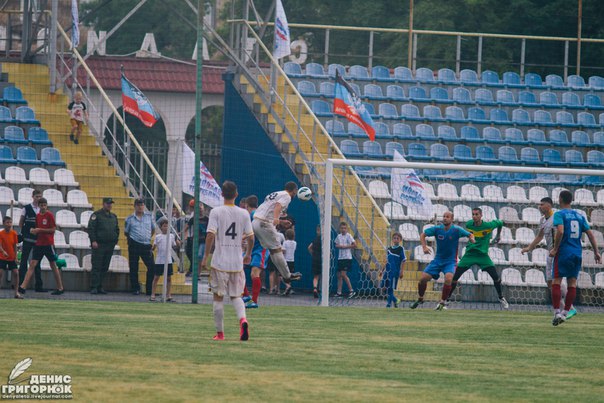 05mUEyC0VUM